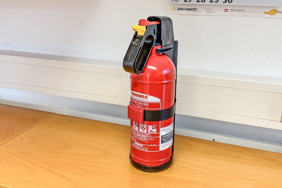 Feuerlöscher, 2 kg ABC Pulver